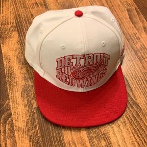 Reebok Detroit Red Wings Flat Brim Snap Back